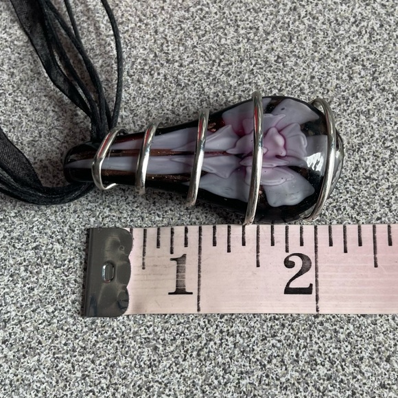 Gold Foil and Floral Blown Glass Pendant Necklace - Picture 8 of 9